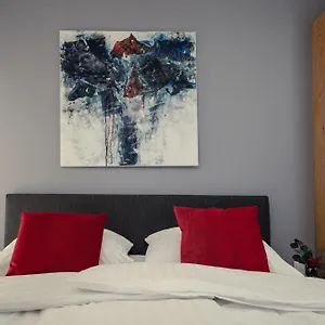 Kaiser - Wohnpark Graz-goesting Apartman