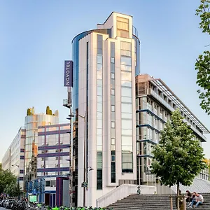 Novotel Centre Bercy Отель Париж
