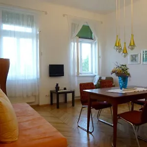 Aparthotel Maximillian