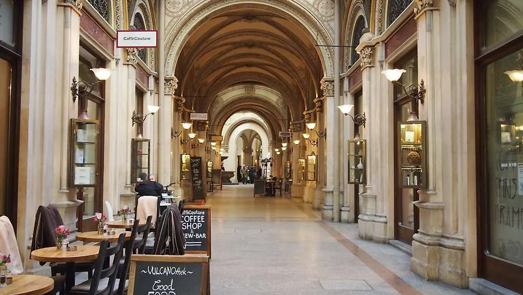 Hotel Calmo Vienna 3*,