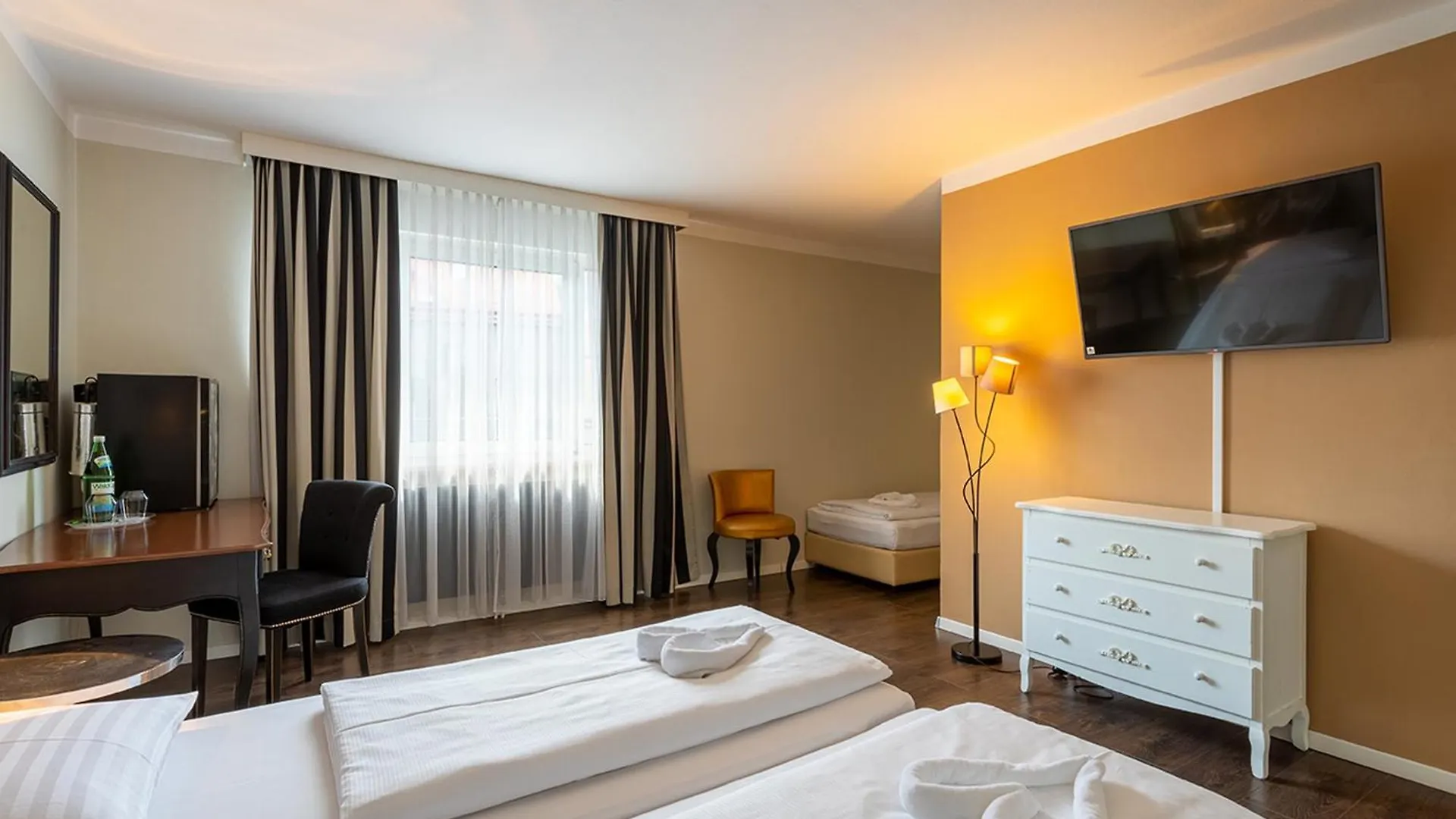 ***  Hotel Calmo Bécs Ausztria