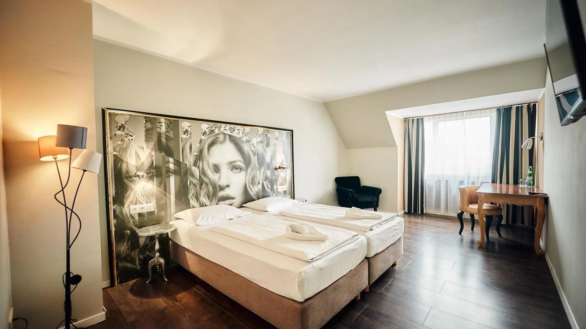 Hotel Calmo Bécs