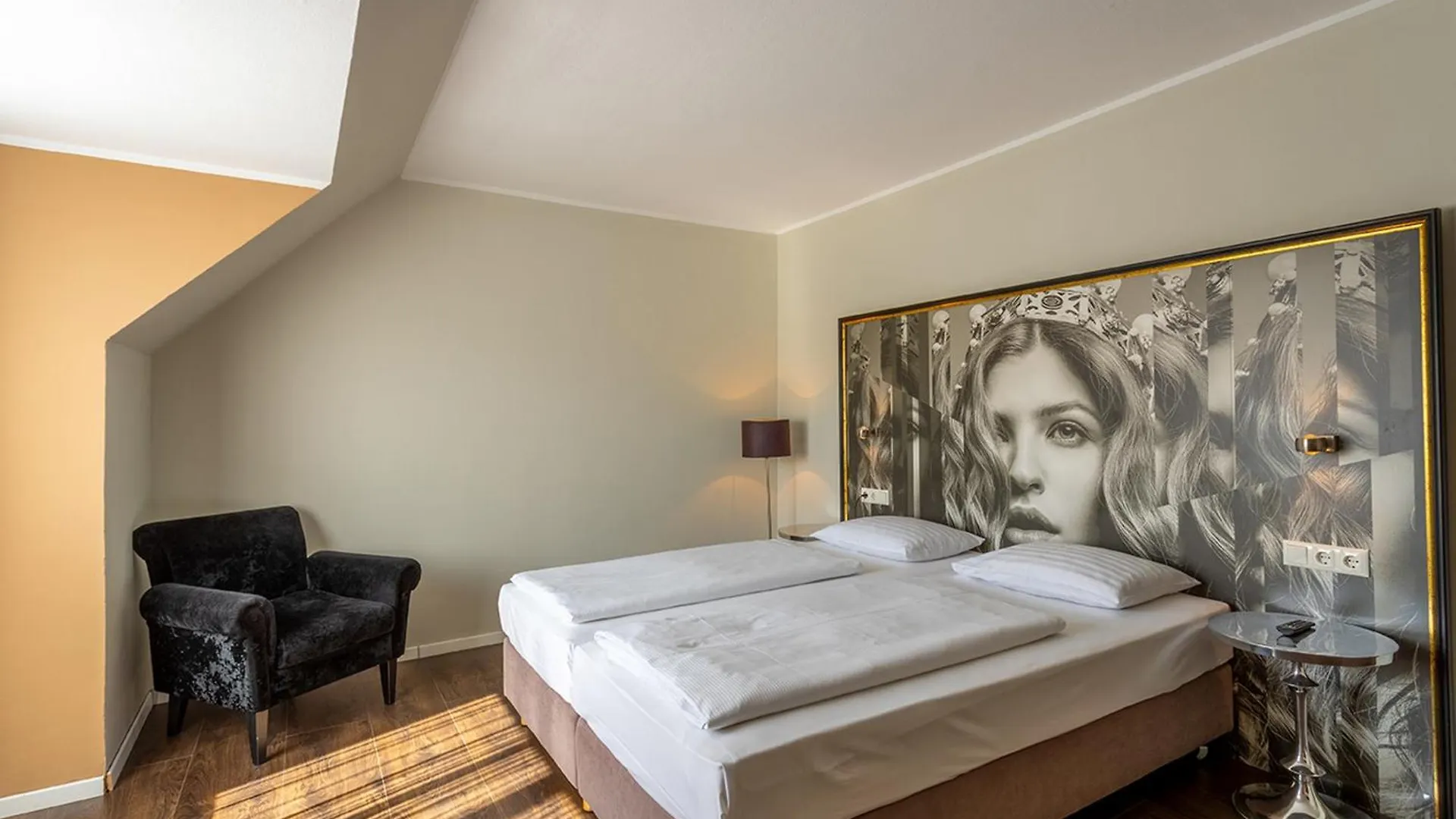 Hotel Calmo Bécs