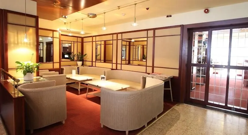 Hotel Calmo Bécs